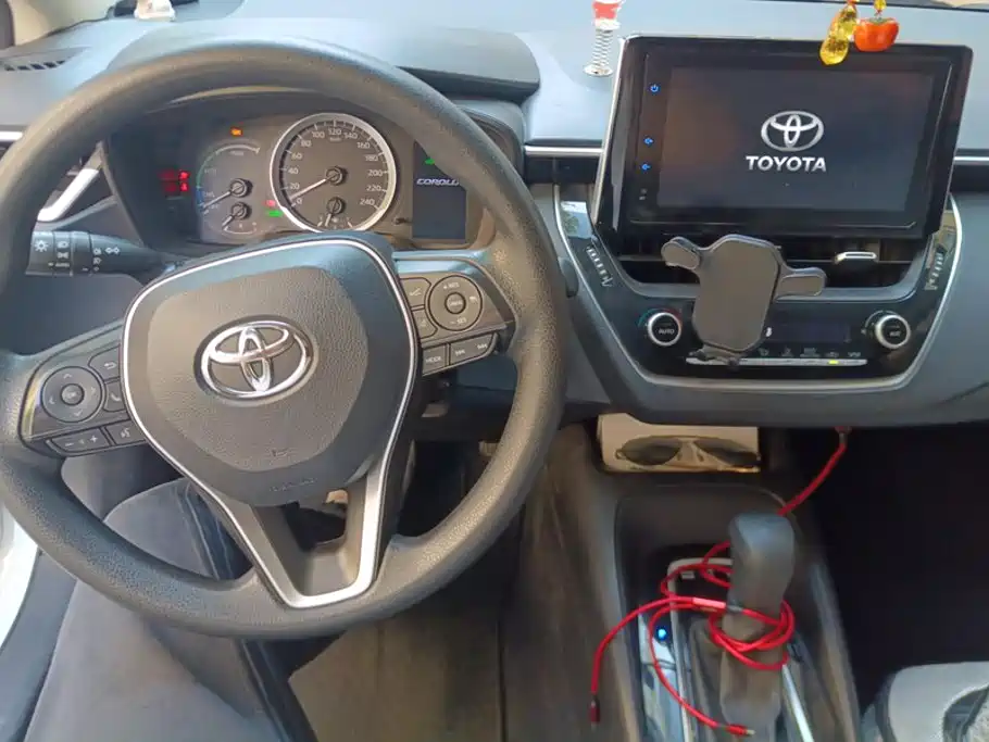 Toyota Corolla — миниатюра 12