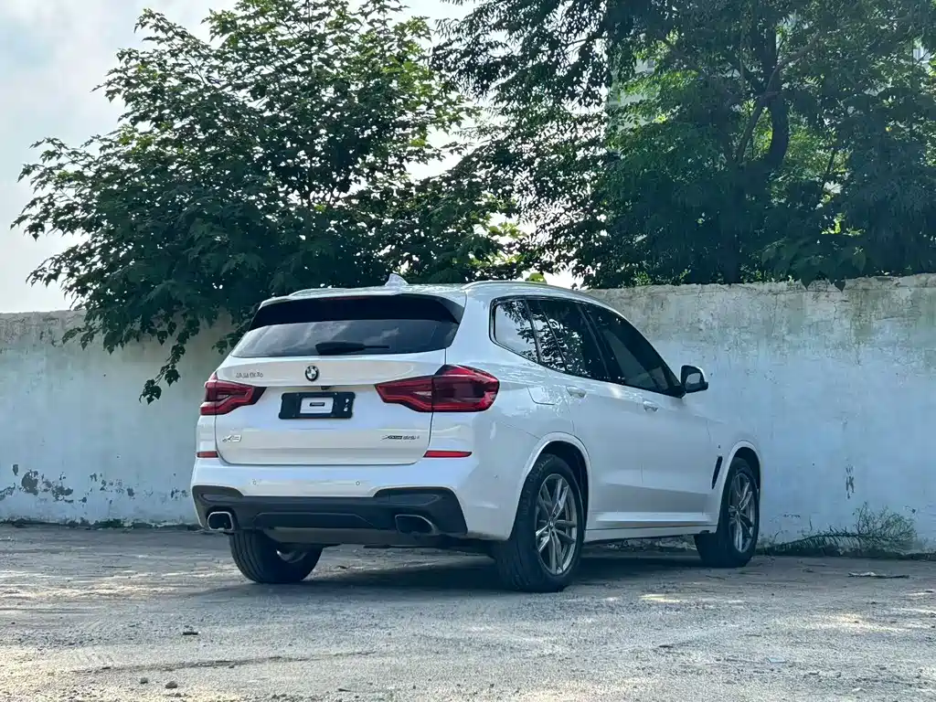 BMW X3 — миниатюра 9