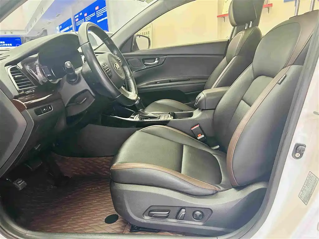 Kia K4 — миниатюра 20