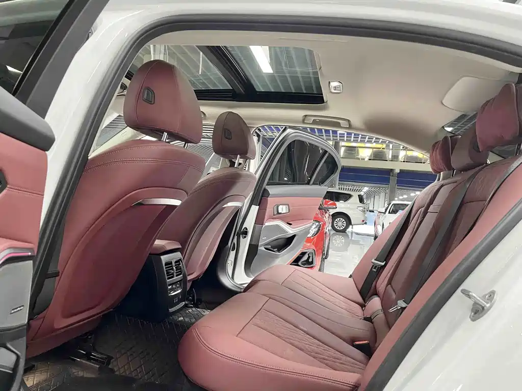 BMW 3 Series — миниатюра 5