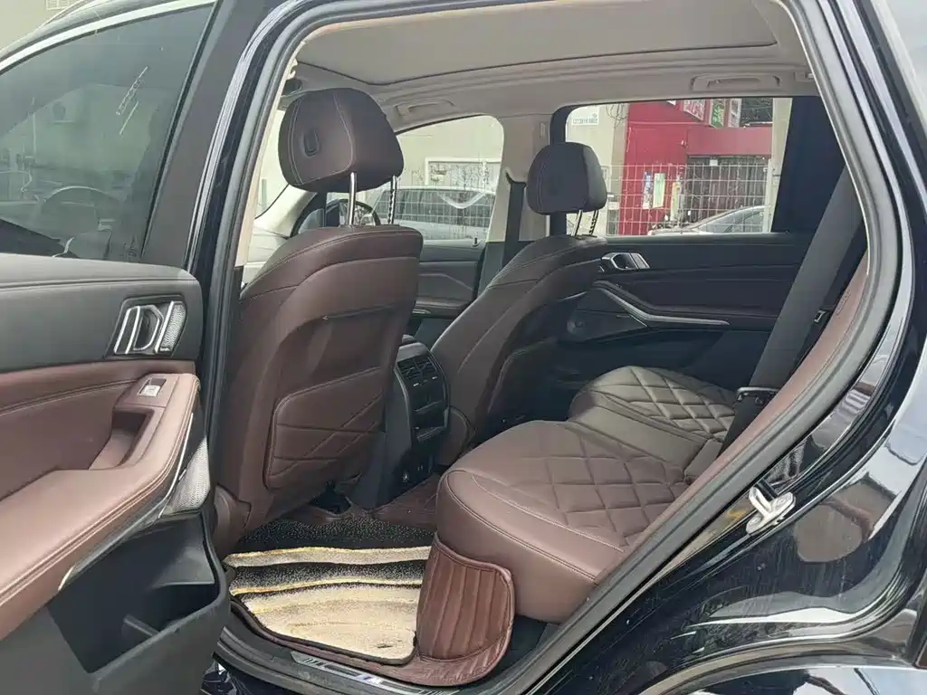 BMW X5 — миниатюра 9