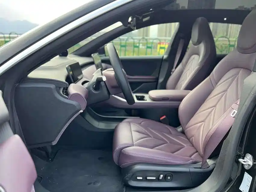 NIO ET5T 2025 75kWh Touring