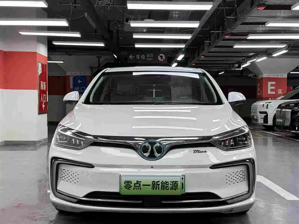 BAIC EU5 — миниатюра 2