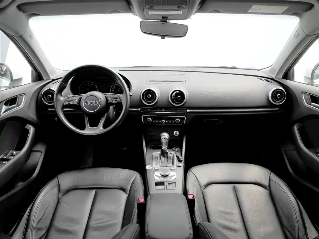 Audi A3 — миниатюра 10