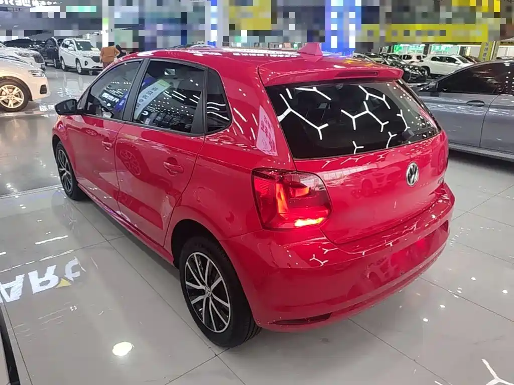 Volkswagen Polo — миниатюра 5