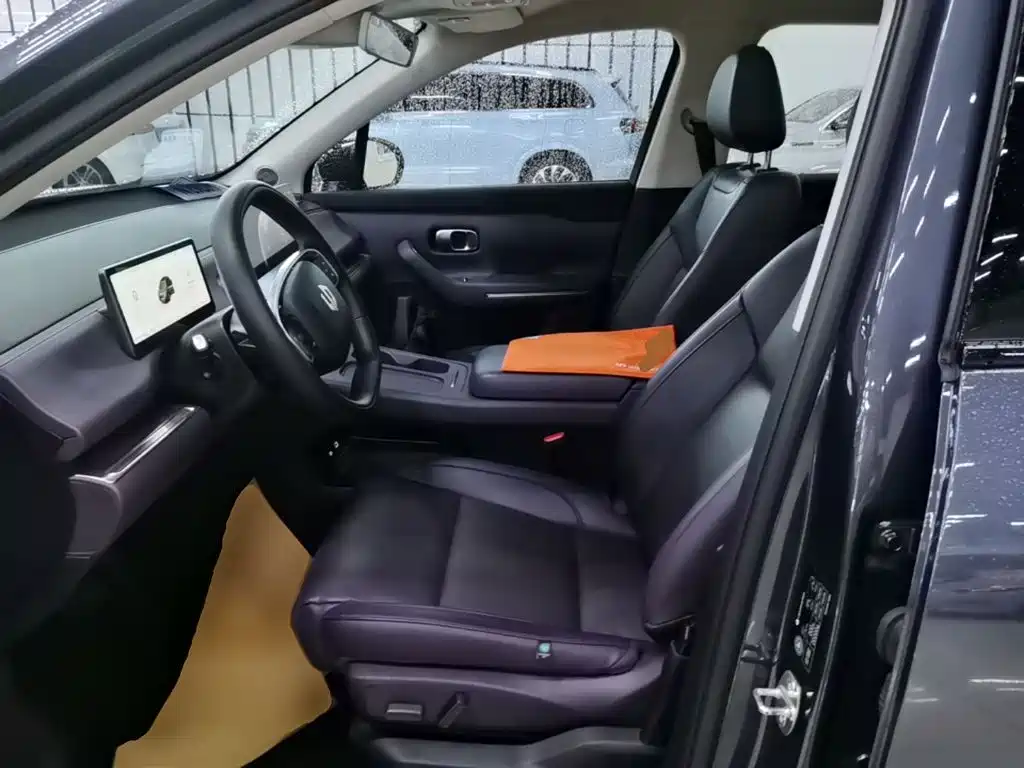 Leapmotor Leapmotor C10 — миниатюра 15