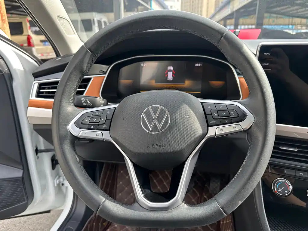 Volkswagen Bora — миниатюра 5