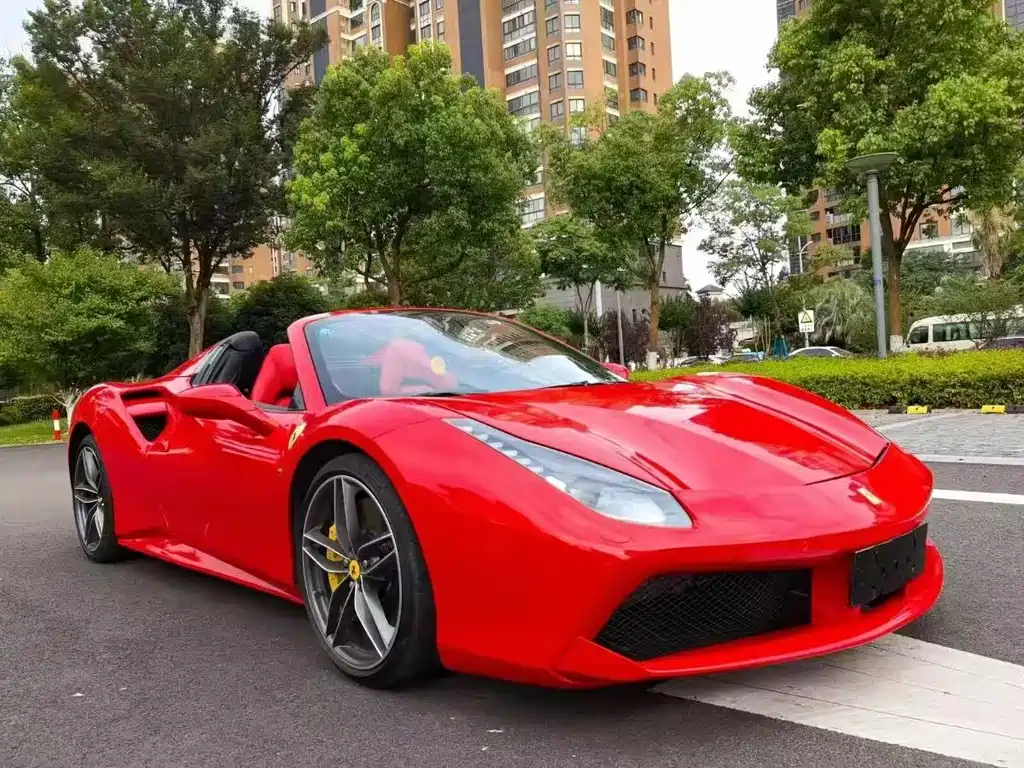 Ferrari 488 — миниатюра 2