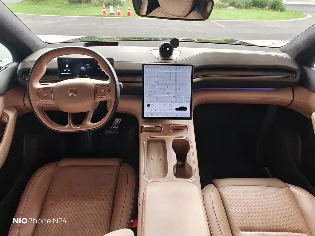 NIO ES6 — миниатюра 10