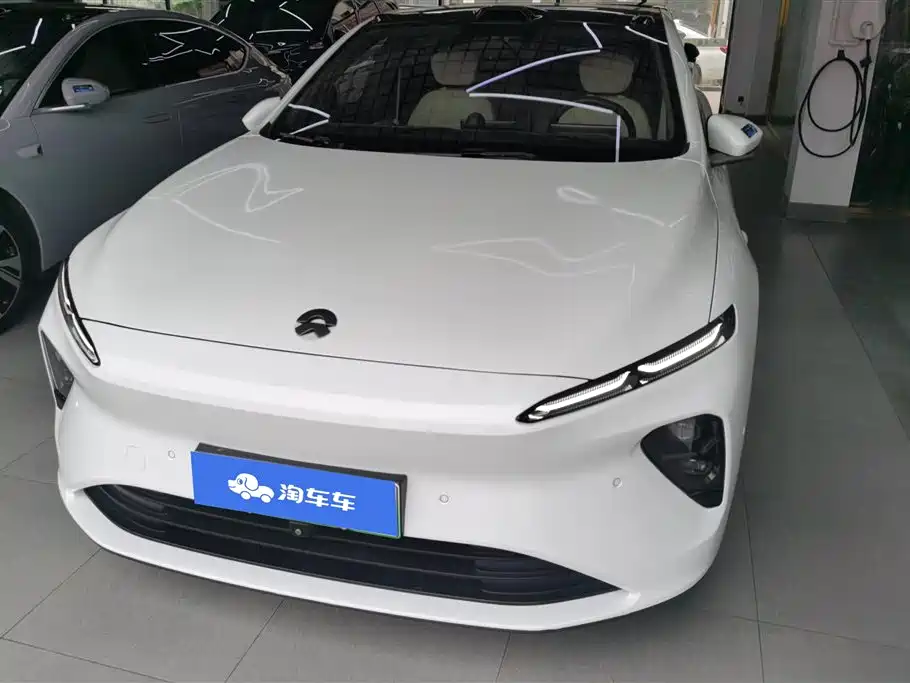 Nio ET7 2023