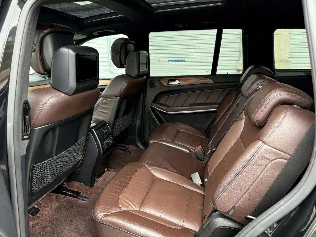 Mercedes-Benz GL-Class — миниатюра 8