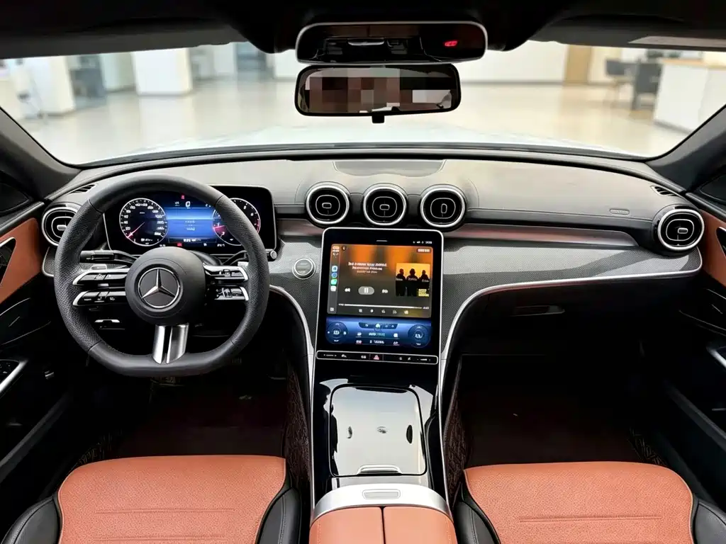 Mercedes-Benz C-Class — миниатюра 9