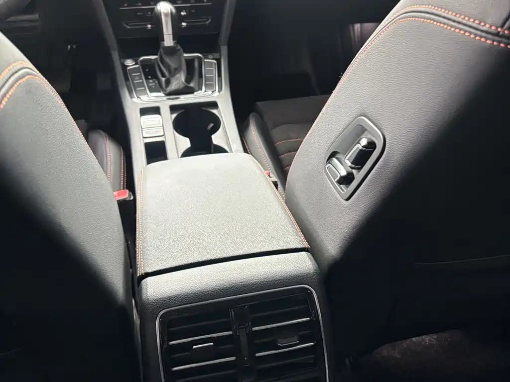 Volkswagen Magotan — миниатюра 13