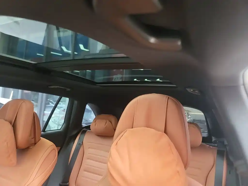 Mercedes-Benz GLC — миниатюра 18