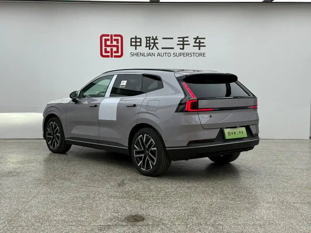 Volvo XC70 PHEV — миниатюра 10