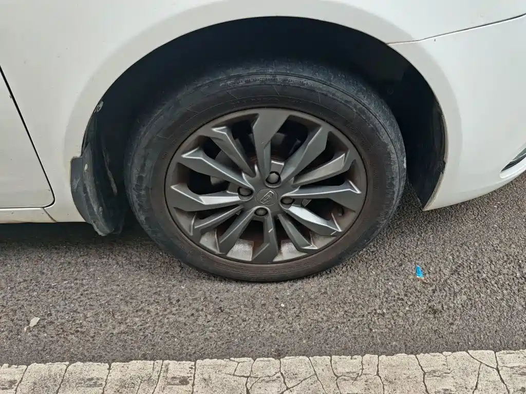 Geely Vision — миниатюра 8