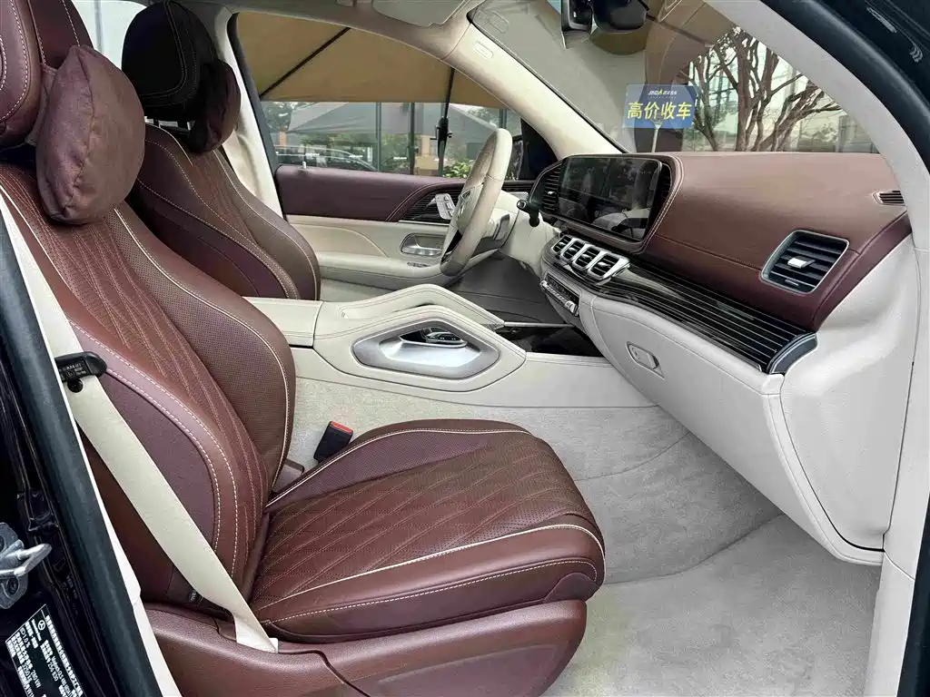 Mercedes-Benz GLS — миниатюра 9