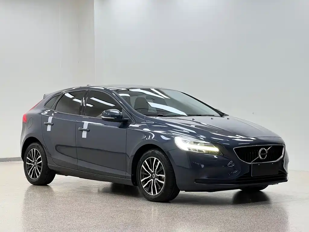 Volvo V40 — миниатюра 3