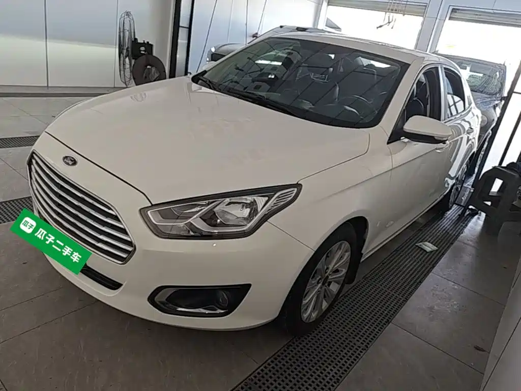 Ford Escort — миниатюра 2