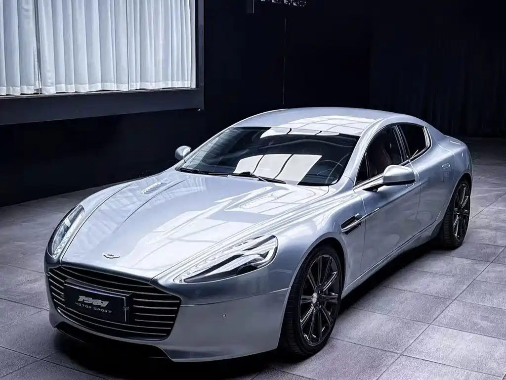 Aston Martin Rapide
