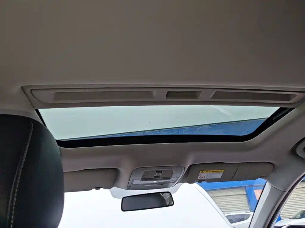 Roewe i6 Classic — миниатюра 18