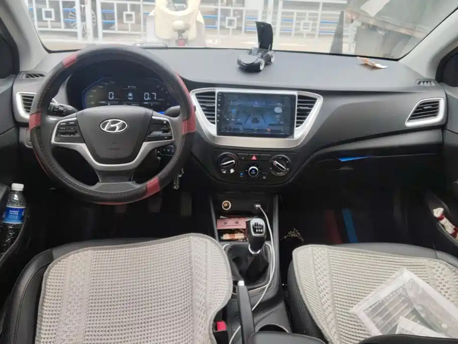 Hyundai Verna — миниатюра 12