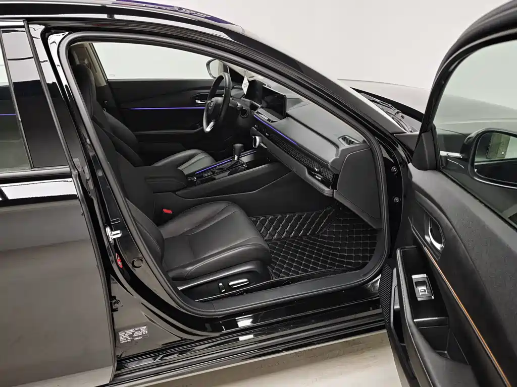 Honda Accord — миниатюра 12