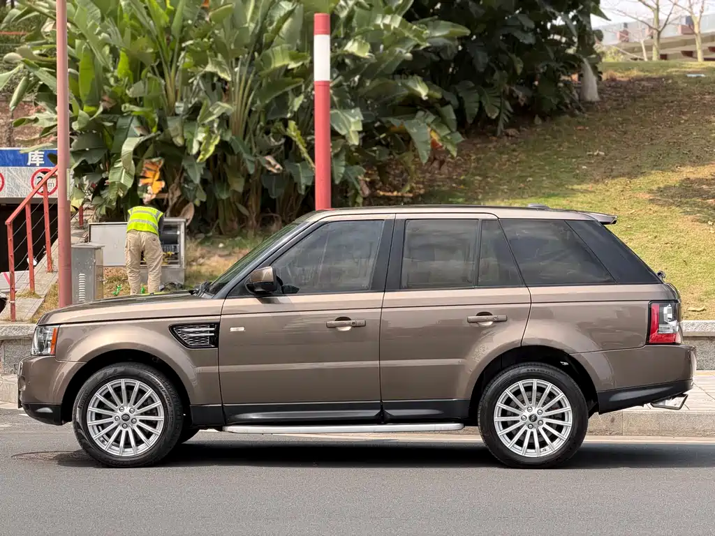 Land Rover Range Rover Sport 2013 3.0 TDV6