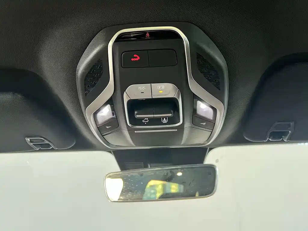 Geely Binyue — миниатюра 14