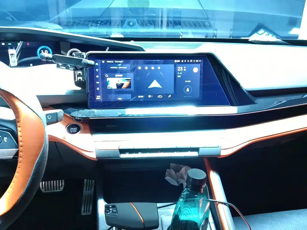 Changan UNI-V — миниатюра 9