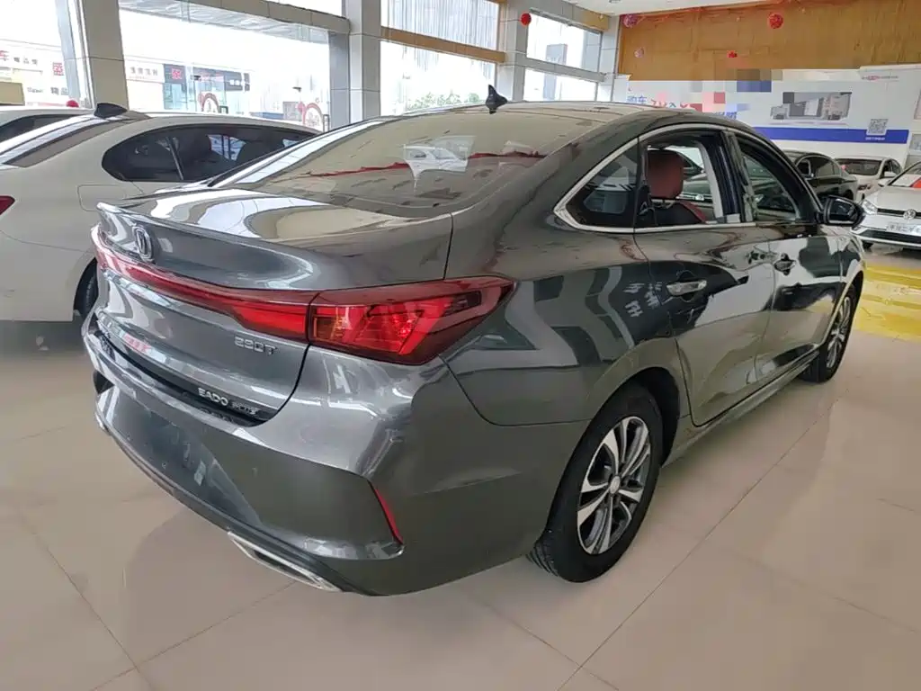 Changan Eado — миниатюра 7