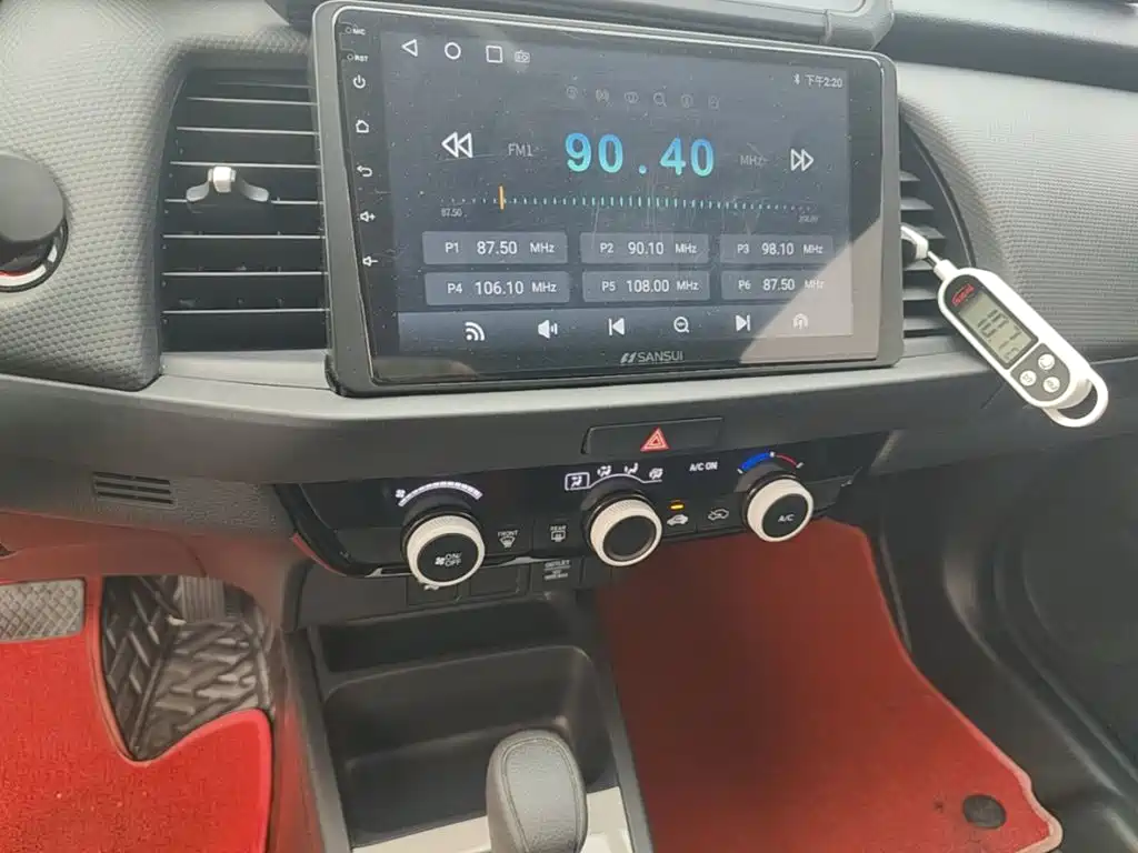 Honda Fit — миниатюра 13