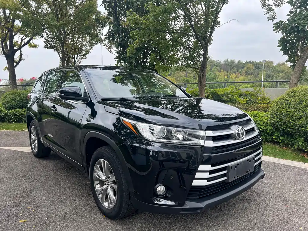 Toyota Highlander — миниатюра 3
