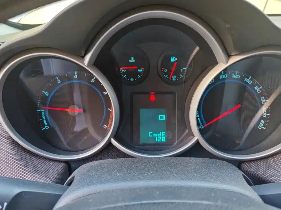 Chevrolet Cruze — миниатюра 14