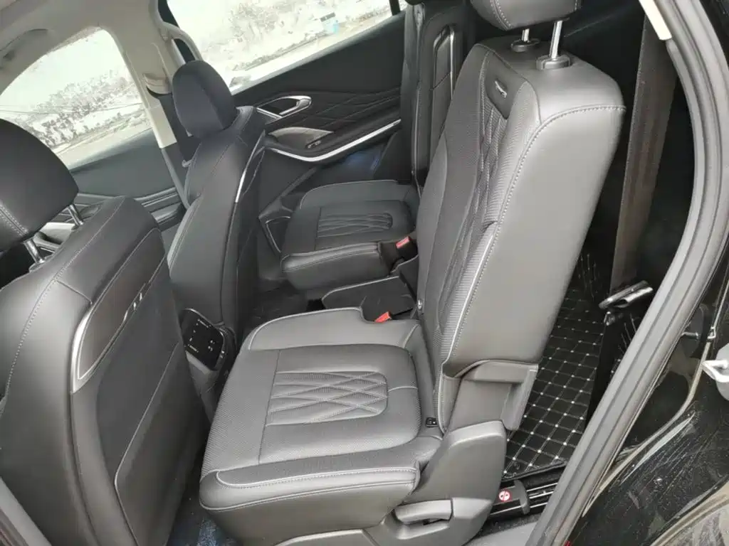 Hongqi Hongqi HS7 PHEV — миниатюра 17