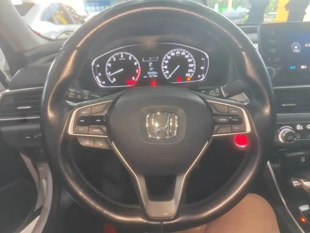 Honda Accord — миниатюра 11