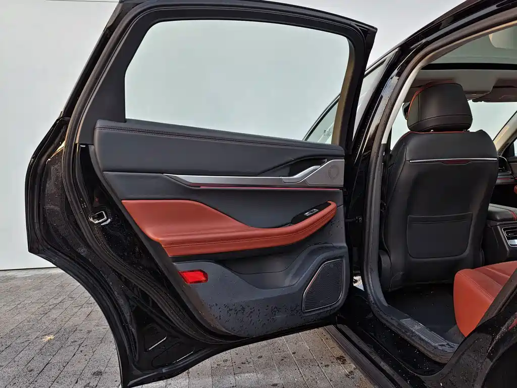 Lincoln Z — миниатюра 8