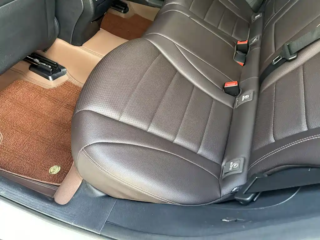 Mercedes-Benz GLC — миниатюра 16