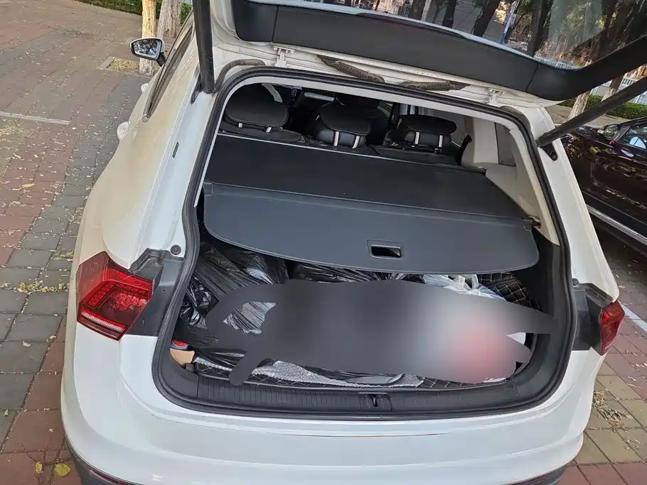 Volkswagen Tiguan L — миниатюра 4