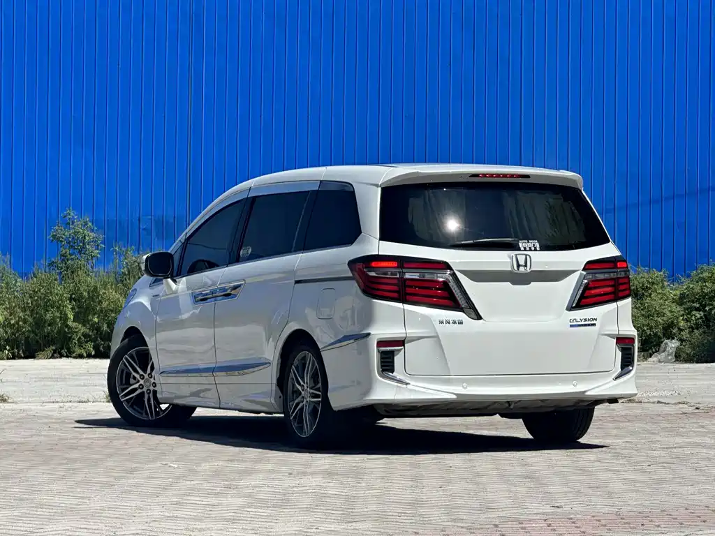 Honda Elysion — миниатюра 6