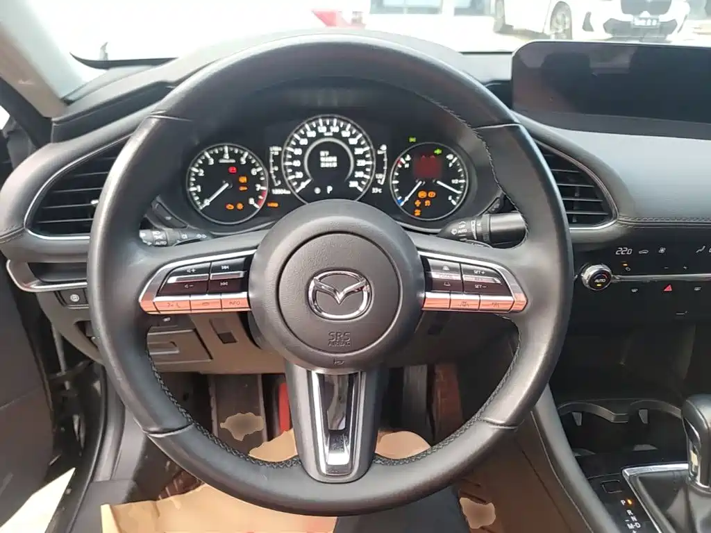 Mazda 3 Axela — миниатюра 11