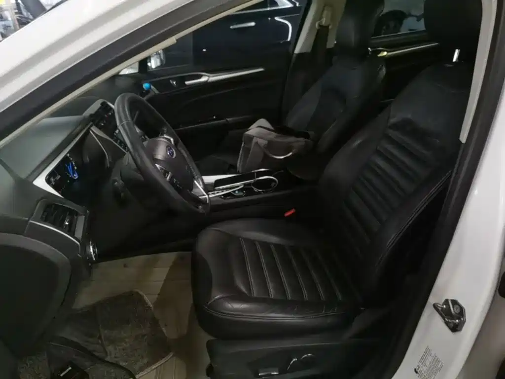 Ford Mondeo — миниатюра 15