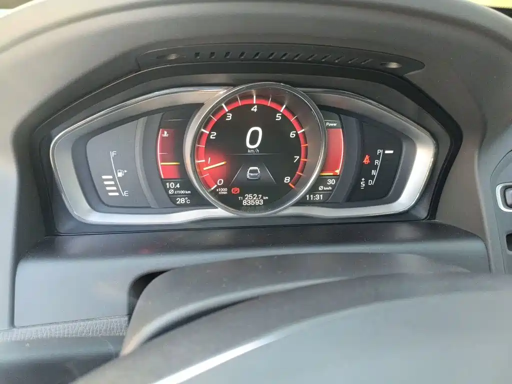 Volvo XC60 — миниатюра 5