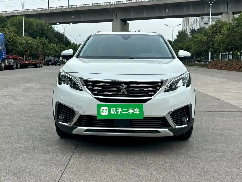 Peugeot 5008 — миниатюра 3