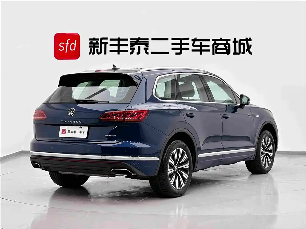 Volkswagen Touareg New Energy — миниатюра 5