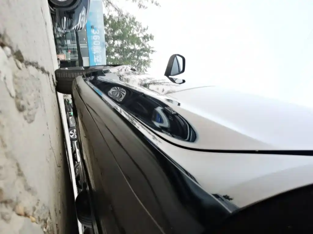 Tesla Model 3 — миниатюра 22