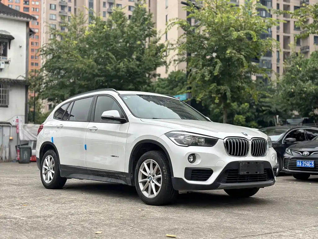 BMW X1 — миниатюра 3