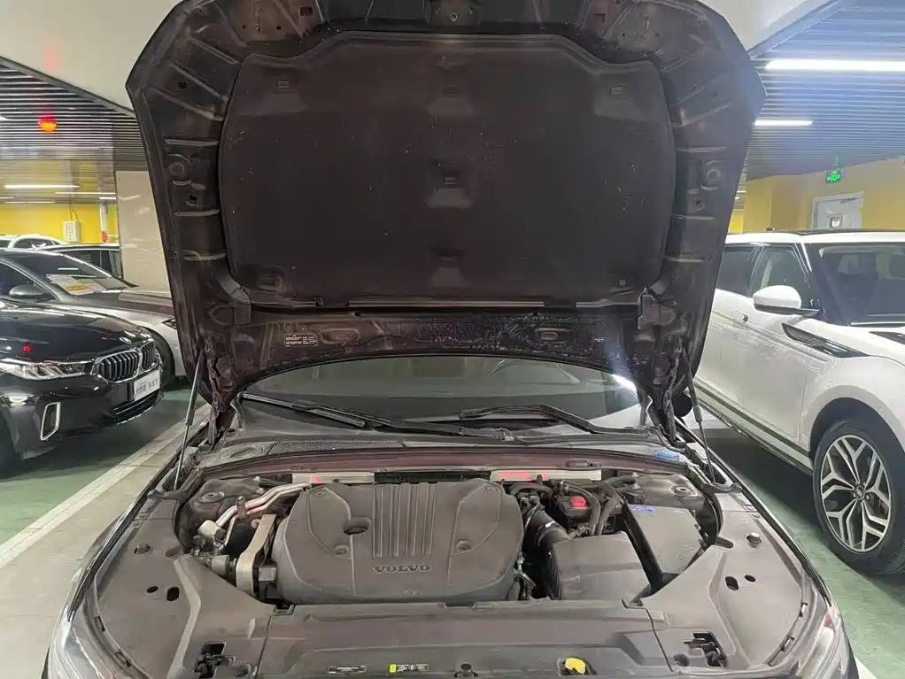 Volvo S90 — миниатюра 13