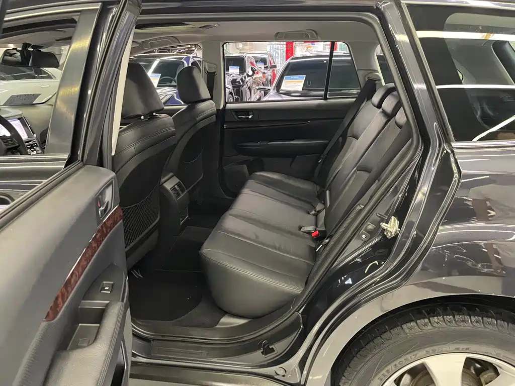 Subaru Outback — миниатюра 6