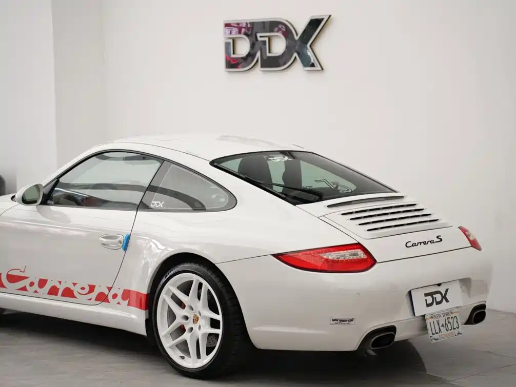 Porsche 911 — миниатюра 8